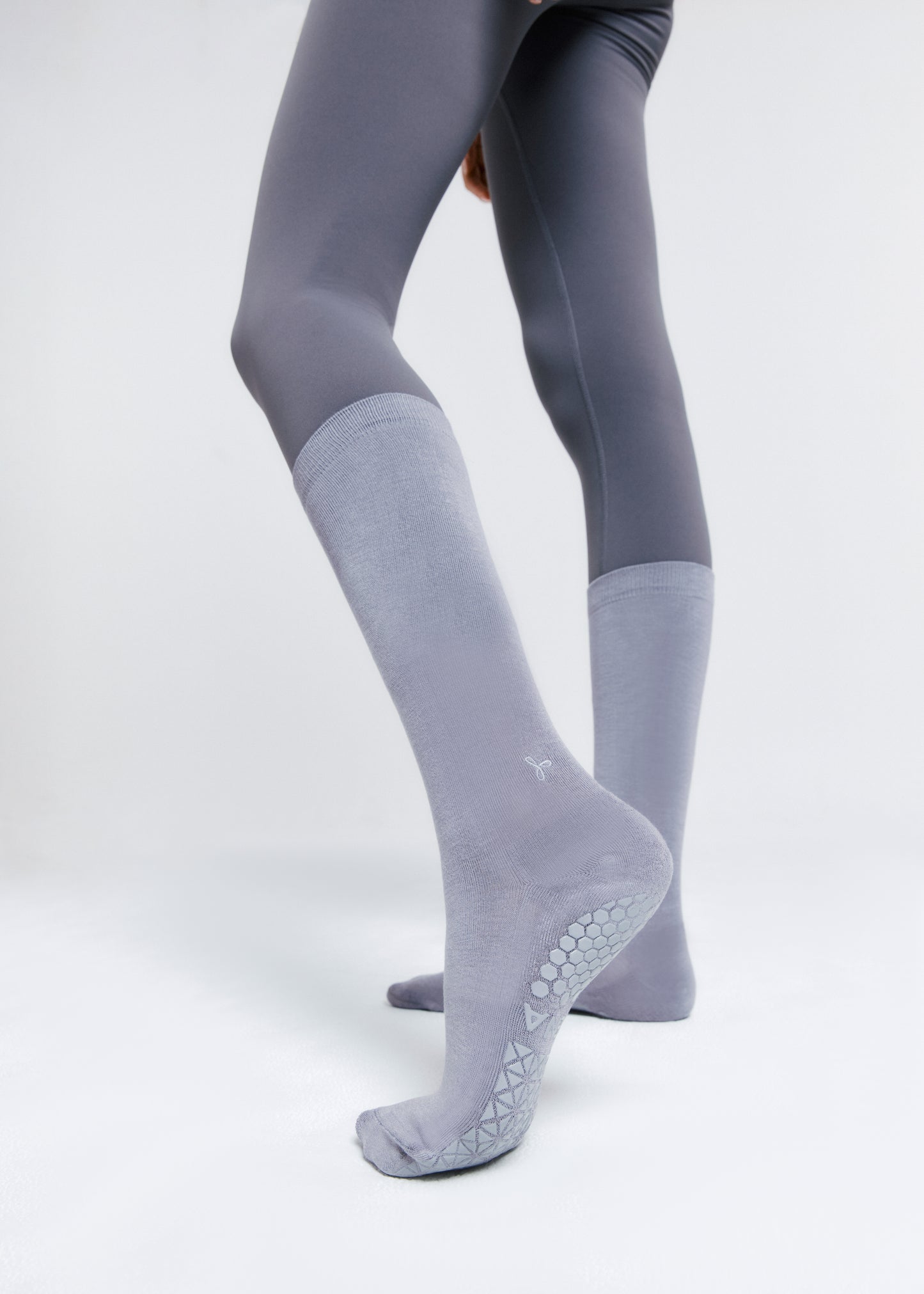 The Silky Mid | ProGrip™ - Violet Grey
